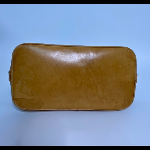 Authentic Louis Vuitton Alma - Picture 4 of 11
